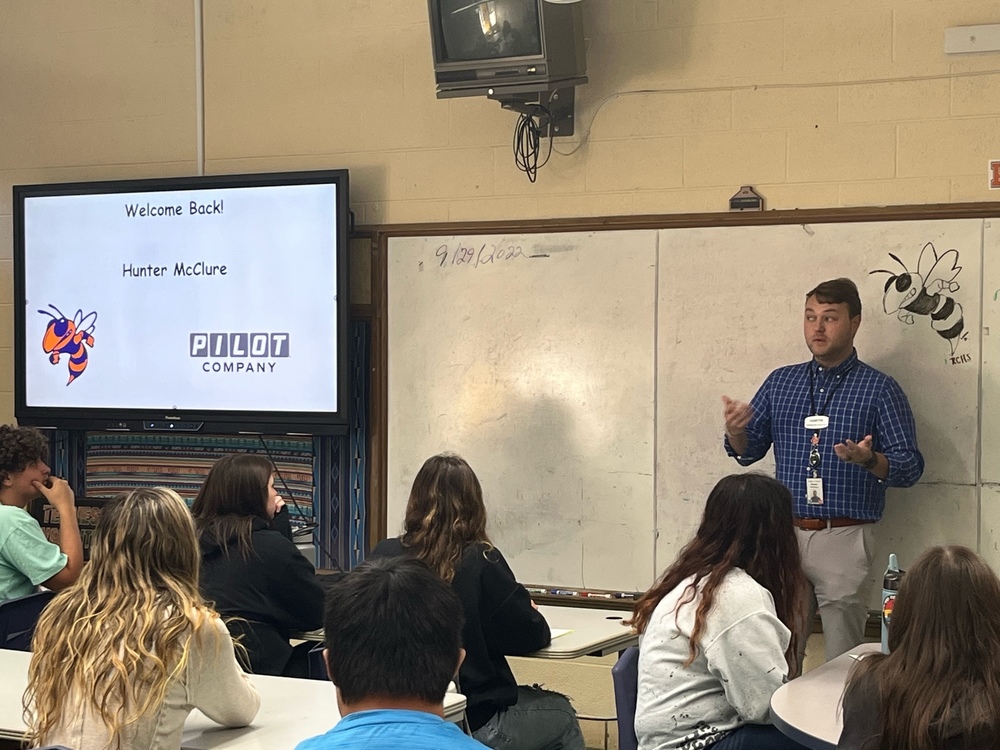 We would like to thank Hunter McClure, Digital Marketing Specialist from Pilot Company, and 2015 RCHS grad for speaking with Mr. Kroeger’s Marketing class. Students were able to have a dialogue about marketing and digital media with a local, large corporation. We are always grateful to our local industry partners and graduates for sharing with our students!