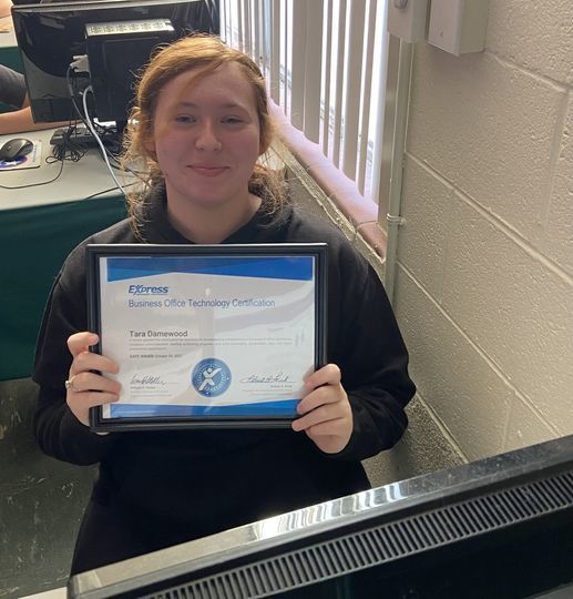 Did you know many of our CTE programs offer industry standard credentials to better prepare students for college and career? Way to go, Tara Damewood!  Congratulations to Tara Damewood for being the first student at Rockwood High School and in the Roane County School District to take and pass the Business Office Technology Certification exam! She has worked hard to master her Microsoft skills and knowledge of technology in the business world. 